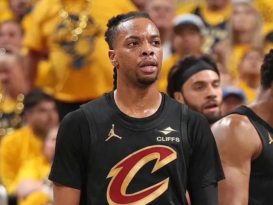 包含今晨体能课后；新奥尔良鹈鹕更衣室发声备战全明星赛；态度坚定；年轻球员得到机会的词条